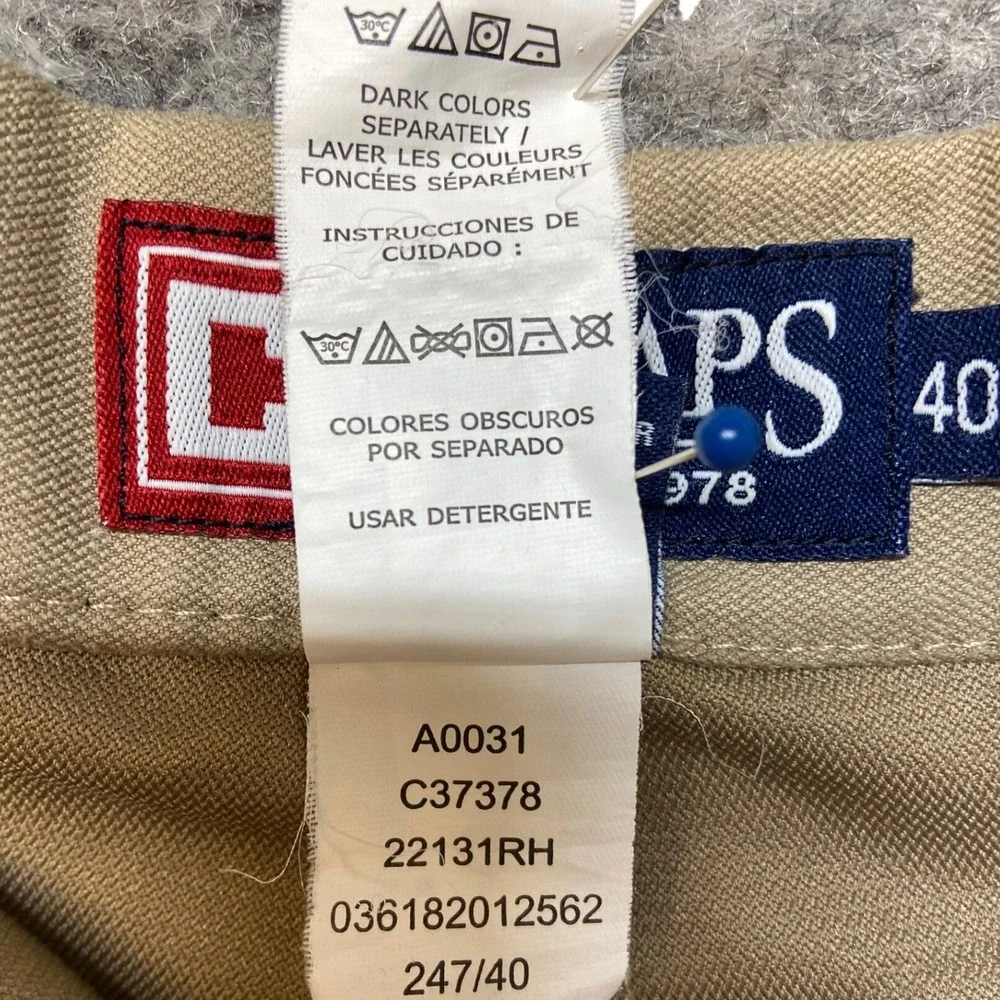 Chaps Mens‎ Khaki Chino Shorts Tan Flat Front Cotton Blend Size 40 Golf Casual